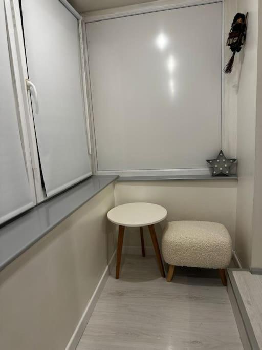 Apartamento Studio Cozy Piata Victoriei Bucarest Exterior foto