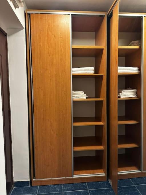 Apartamento Studio Cozy Piata Victoriei Bucarest Exterior foto